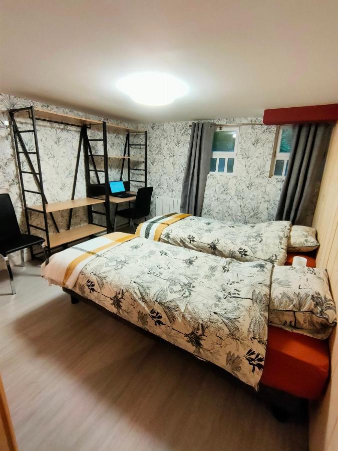 Maison Avec Sous Sol Independant Et Parking A 2km De Versailles * Buc (Yvelines)