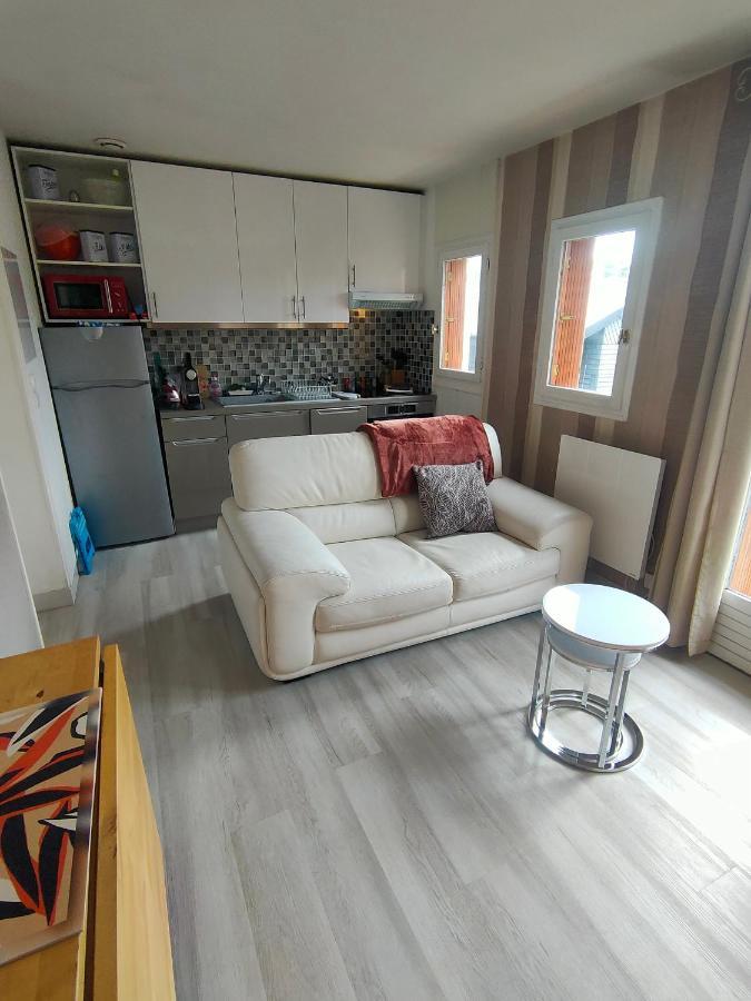 Maison Avec Sous Sol Independant Et Parking A 2km De Versailles Buc (Yvelines)